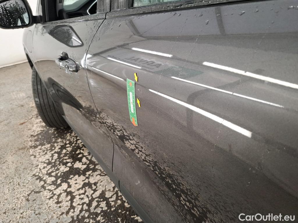  Ford  Kuga FORD  / 2019 / 5P / SUV 2.5 Dur 225 hybrid PHEV Pshift Titanium #1