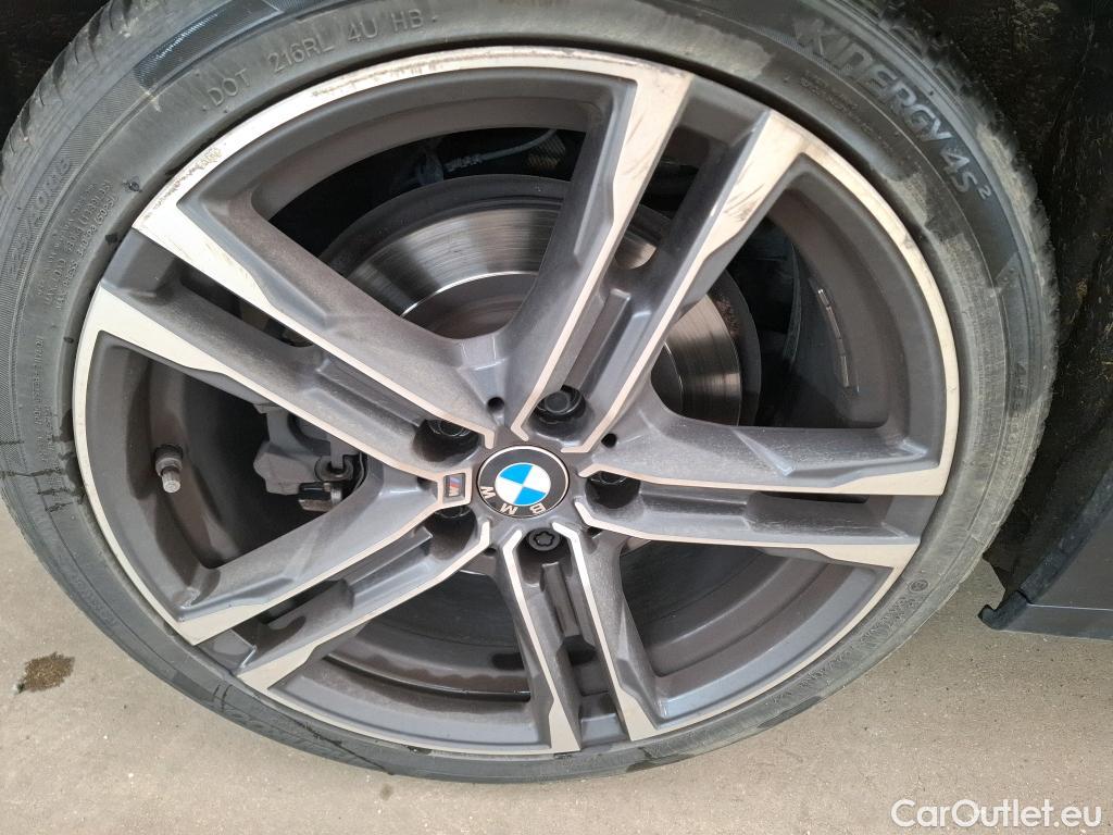  Bmw  Serie 1 BMW Série 1 / 2019 / 5P / Berline 2.0 120D AUTO M Sport #23