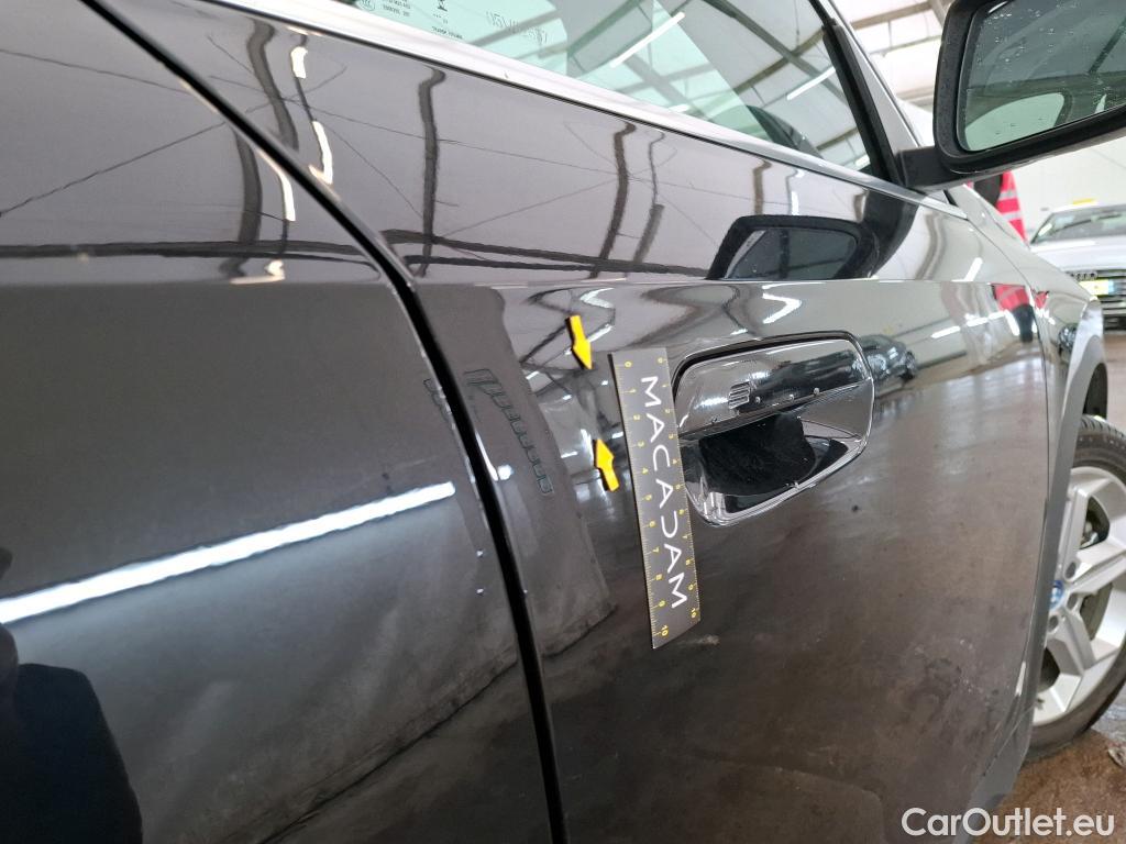  Bmw  iX 1 BMW iX1  2022  5P SUV xDrive30 Business Design #7