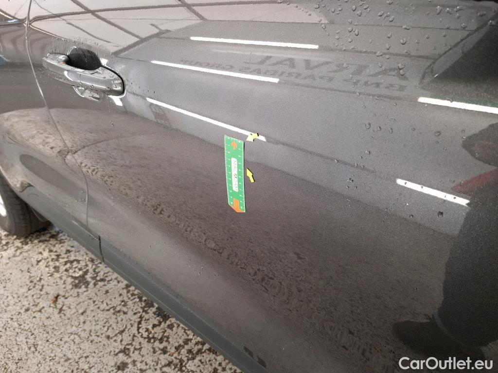  Ford  Kuga FORD  / 2019 / 5P / SUV 2.5 Dur 225 hybrid PHEV Pshift Titanium #7