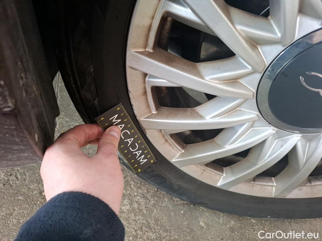  Fiat  500 FIAT   2015  3P  Berline 10 70ch BSG Dolcevita #28