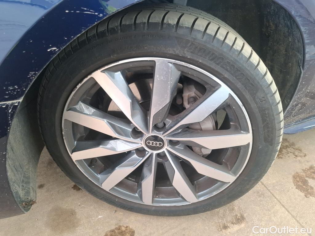  Audi  A4 AUDI  Avant / 2019 / 5P / Break 40 TFSI ultra 204 S tronic Avus #18