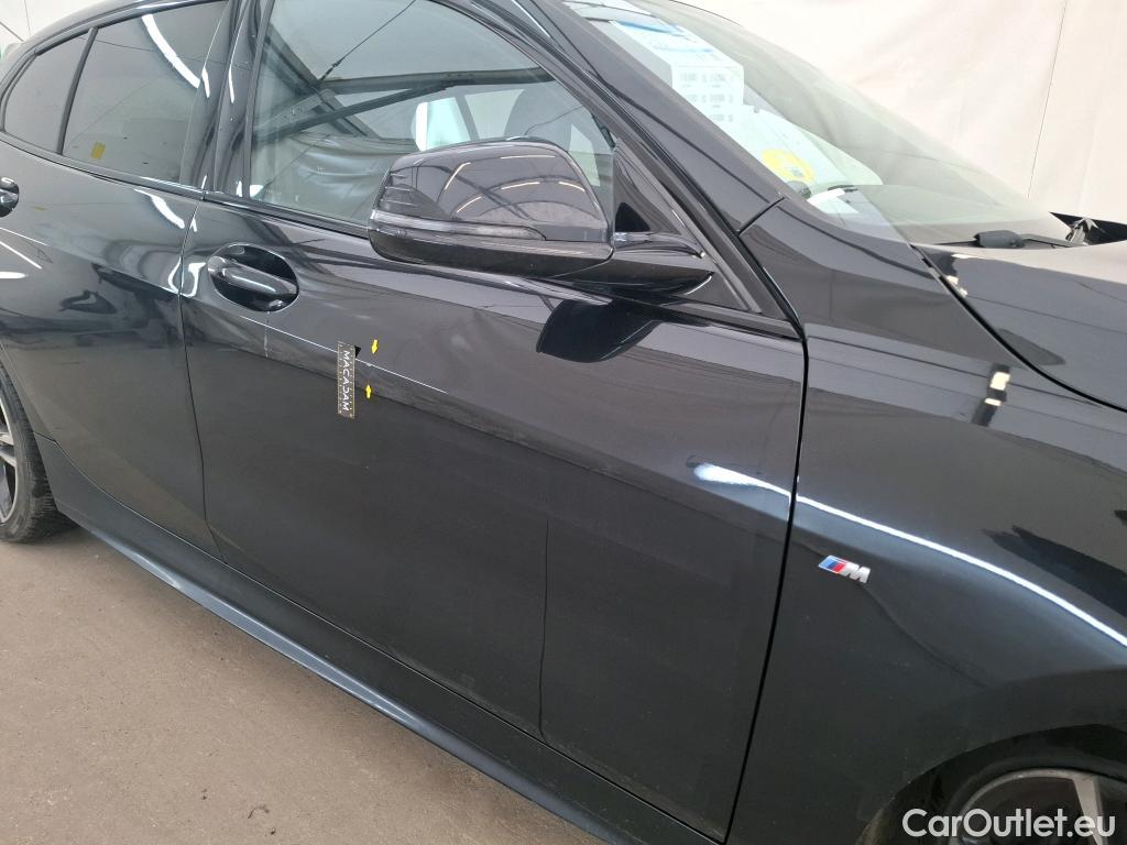  Bmw  Serie 1 BMW Série 1 / 2019 / 5P / Berline 2.0 120D AUTO M Sport #1
