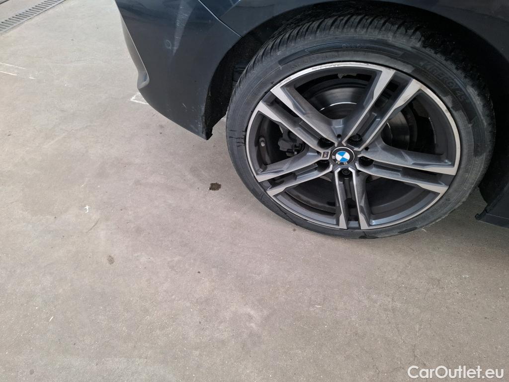  Bmw  Serie 1 BMW Série 1 / 2019 / 5P / Berline 2.0 120D AUTO M Sport #22