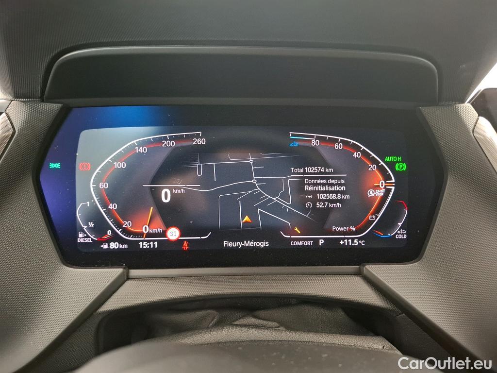  Bmw  Serie 1 BMW Série 1 / 2019 / 5P / Berline 2.0 120D AUTO M Sport #44