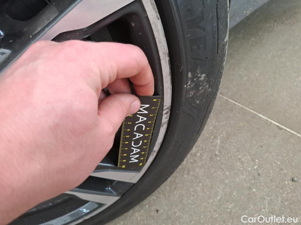  Bmw  Serie 1 Série 1 Berline 120 d xDrive M Sport 2.0 190CV BVA8 E6d #18