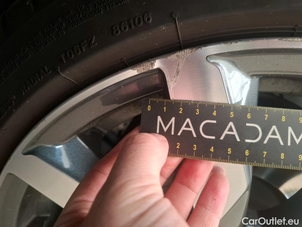  Audi  A4 AUDI  Avant / 2019 / 5P / Break 40 TFSI ultra 204 S tronic Avus #27