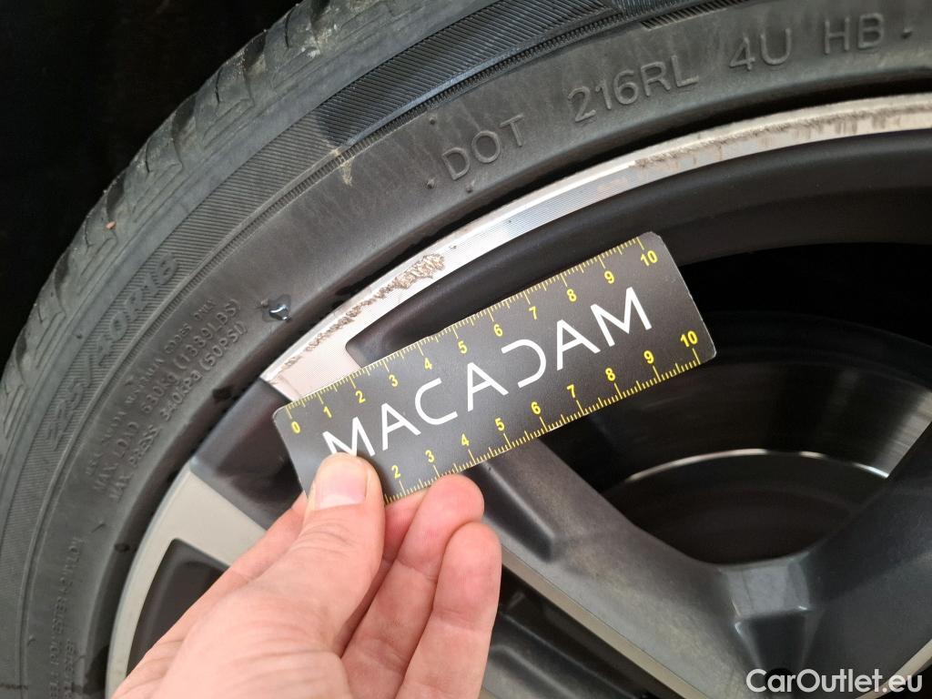  Bmw  Serie 1 BMW Série 1 / 2019 / 5P / Berline 2.0 120D AUTO M Sport #24