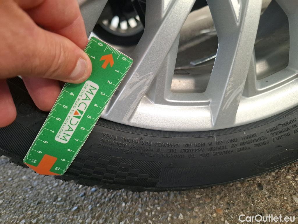  Fiat  500  Berline Lounge 1.2 70CV BVM5 E6 #9