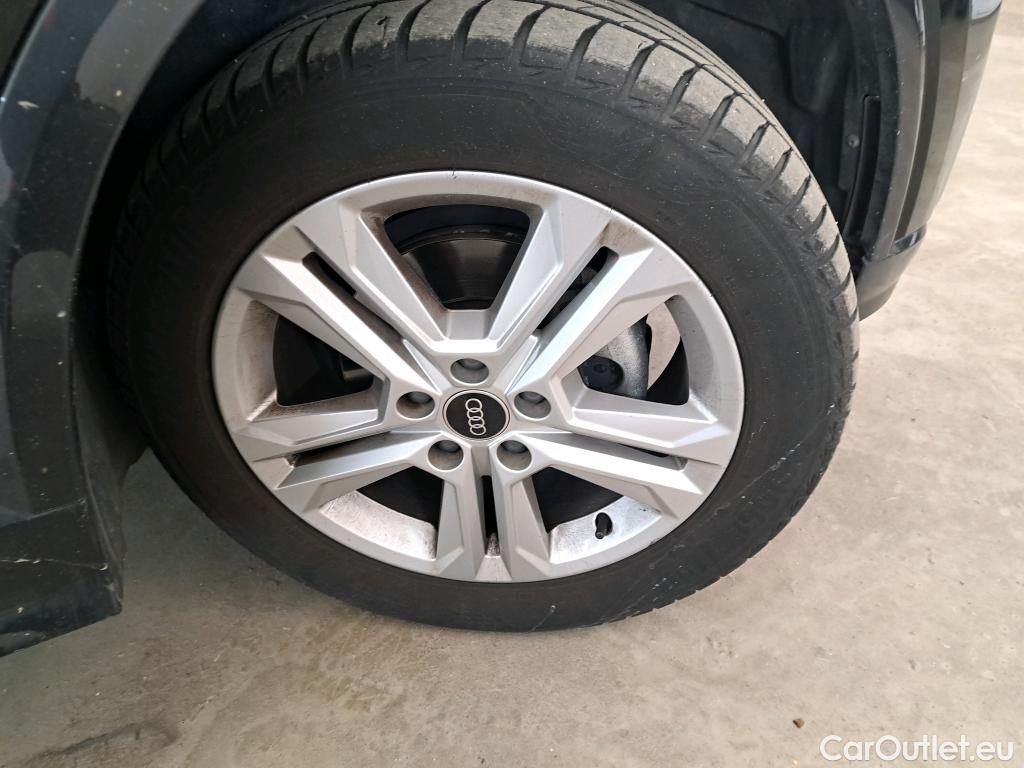  Audi  Q2  30 TFSI Business Line 1.0 TFSI 110CV BVM6 E6d #39