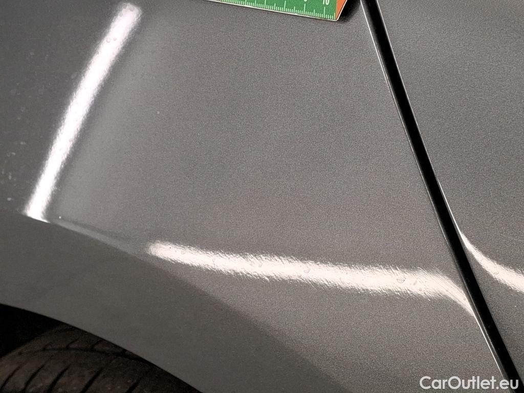  Bmw  Serie 1 1 Berline 116 d Business Design 1.5 115CV BVA7 E6d #6