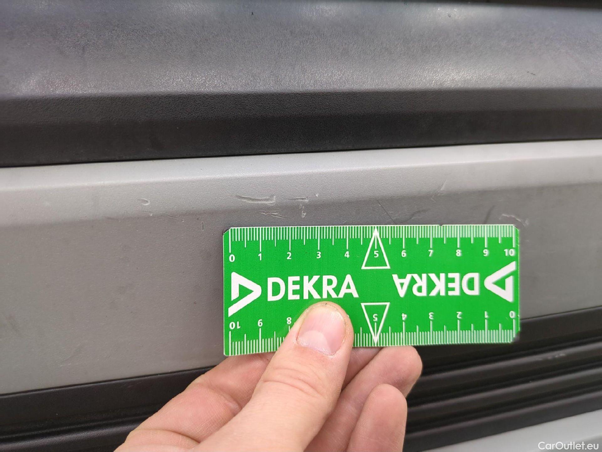  Hyundai  Konna Kona Intuitive Hybrid 2WD 1.6 GDI 140CV BVA6 E6d / Pare-brise HS #15