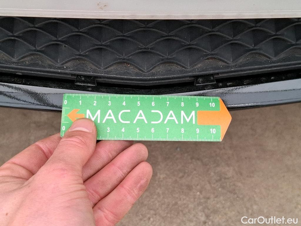  Mercedes  A-Klasse MERCEDES-BENZ Classe A Berline / 2018 / 4P / Berline A 180 Business Line #41