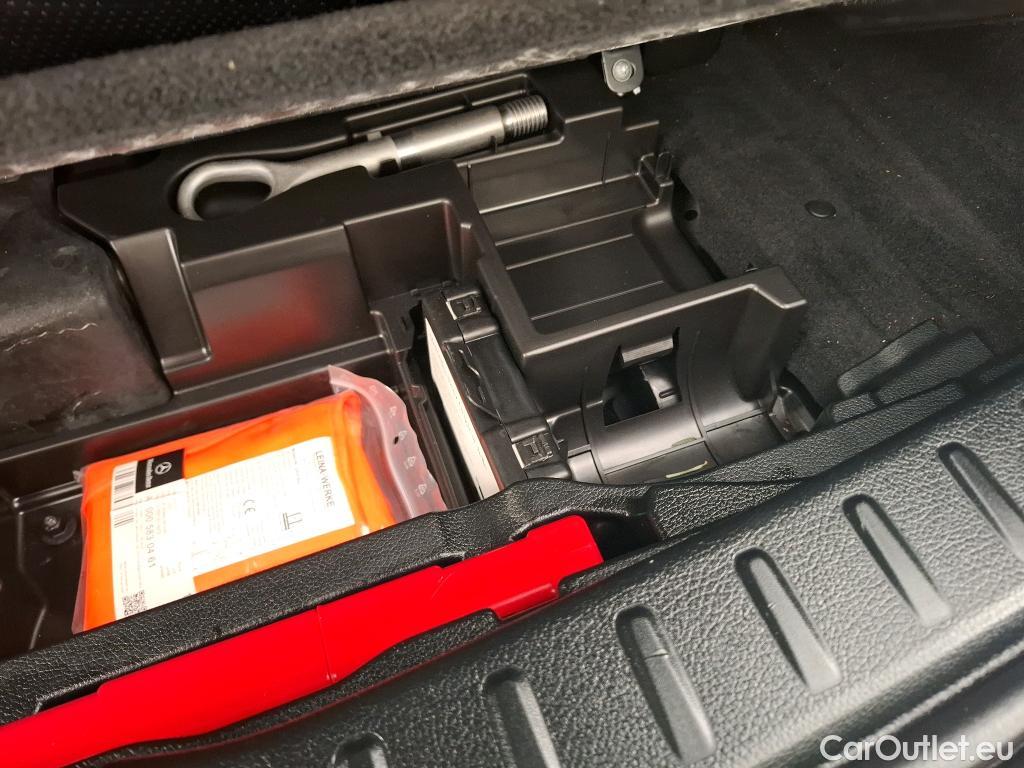  Mercedes  GLA MERCEDES-BENZ  / 2020 / 5P / SUV  250 e AMG LINE DCT #17