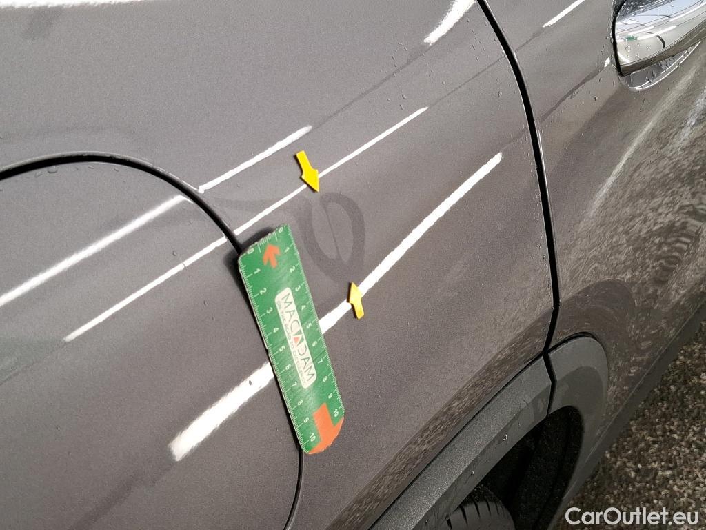  Mercedes  GLA MERCEDES-BENZ  / 2020 / 5P / SUV  250 e AMG LINE DCT #8