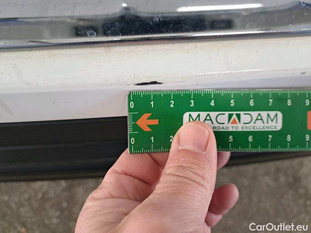  Mercedes  GLB MERCEDES-BENZ  / 2019 / 5P / SUV  220 d AMG Line 4Matic #14