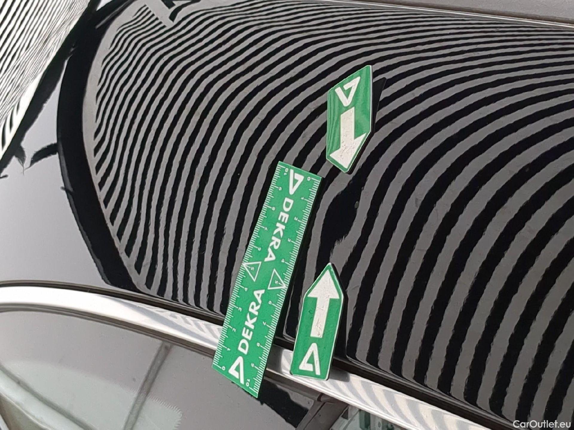  Mercedes  CLA-Klasse MERCEDES-BENZ CLA Shooting Brake / 2019 / 5P / Break CLA 200 d Progressive Line BA8 #31