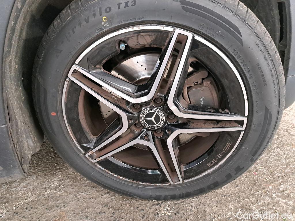  Mercedes  GLB MERCEDES-BENZ  / 2019 / 5P / SUV  220 d AMG Line 4Matic #25