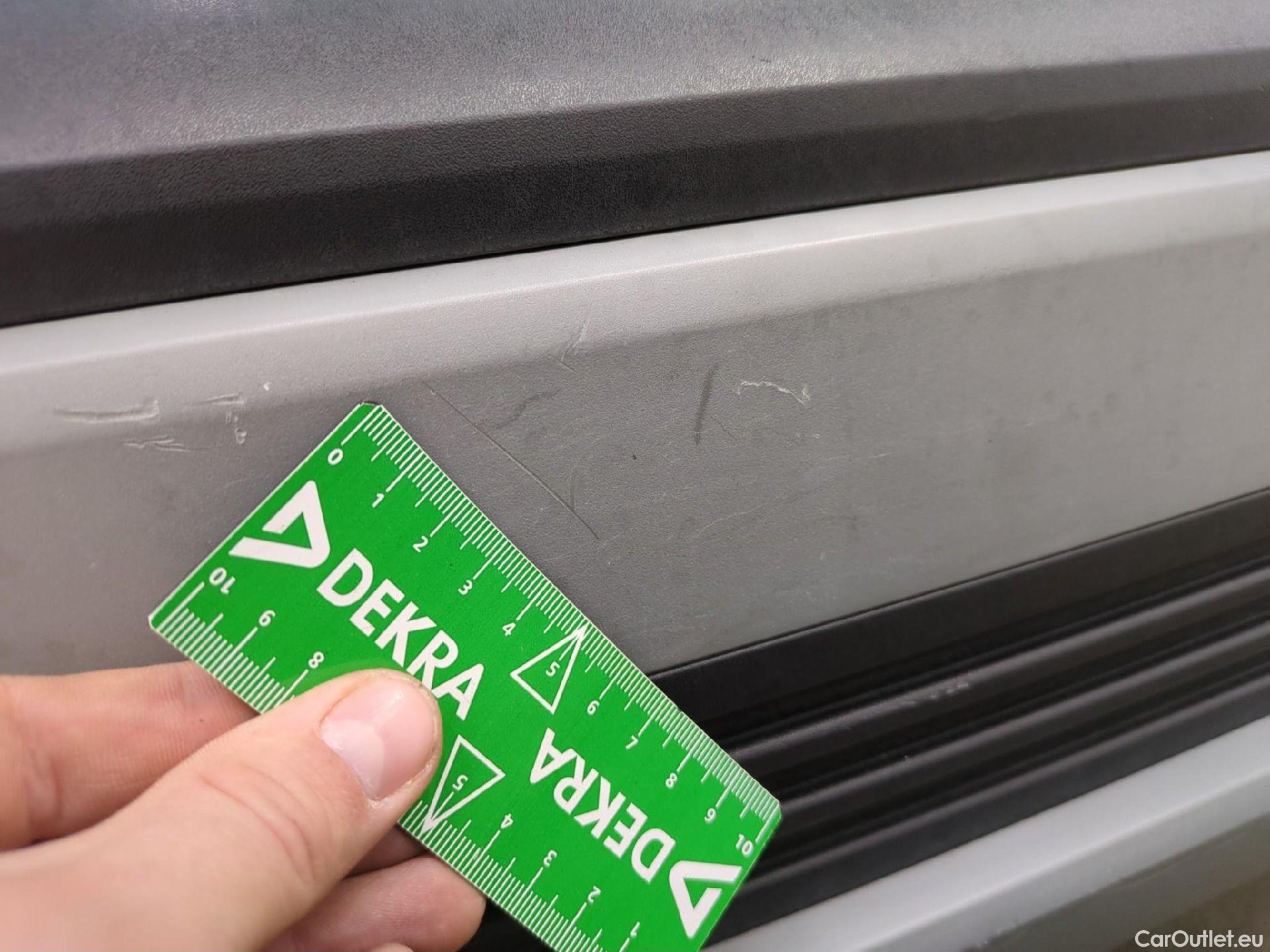  Hyundai  Konna Kona Intuitive Hybrid 2WD 1.6 GDI 140CV BVA6 E6d / Pare-brise HS #21