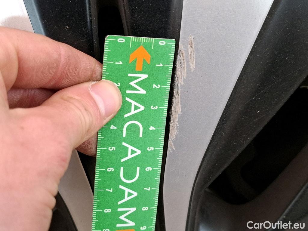  Mercedes  A-Klasse MERCEDES-BENZ Classe A Berline / 2018 / 4P / Berline A 180 Business Line #20