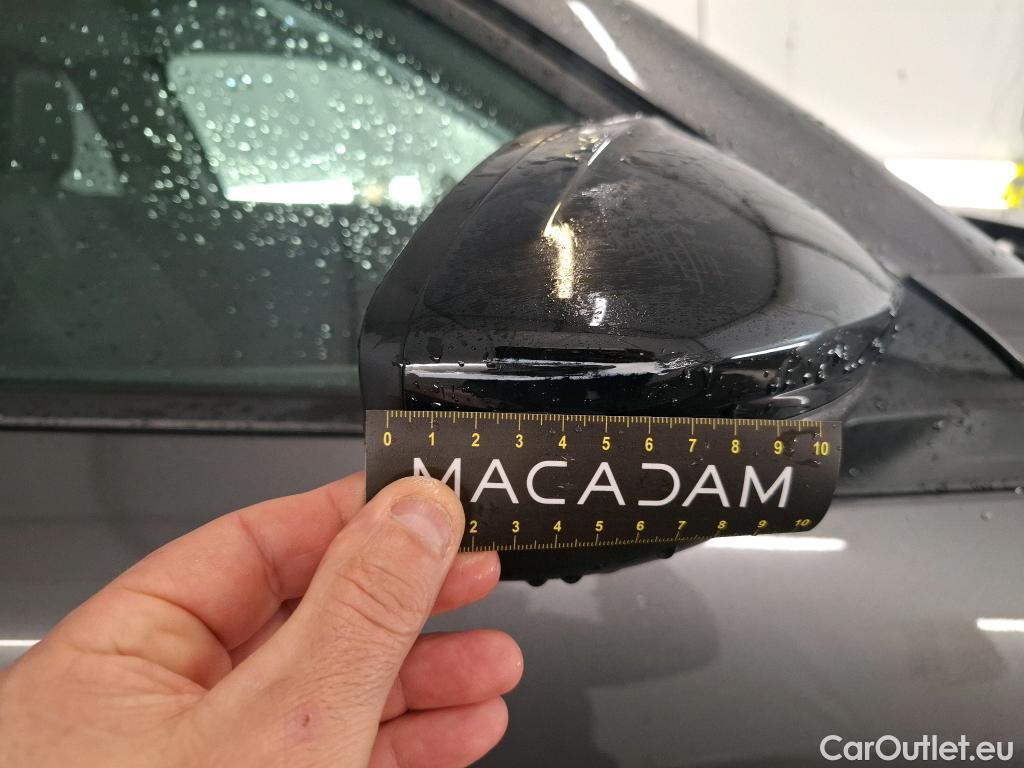  Peugeot  2008 PEUGEOT  2019 5P Crossover BLUEHDI 130 EAT8 ALLURE PACK #26