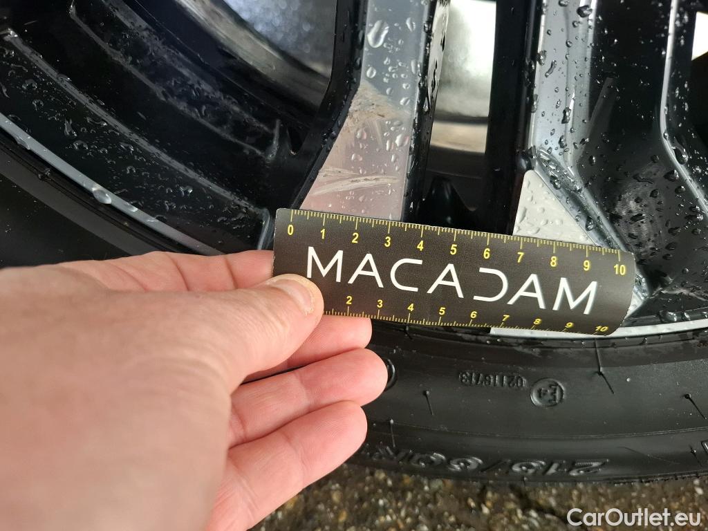  Peugeot  2008 PEUGEOT  2019 5P Crossover BLUEHDI 130 EAT8 ALLURE PACK #14