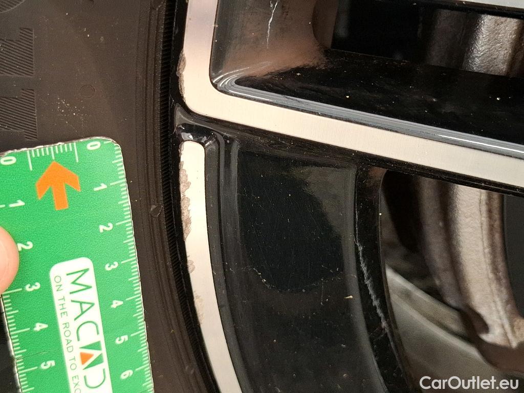  Mercedes  GLA MERCEDES-BENZ  / 2020 / 5P / SUV  250 e AMG LINE DCT #16