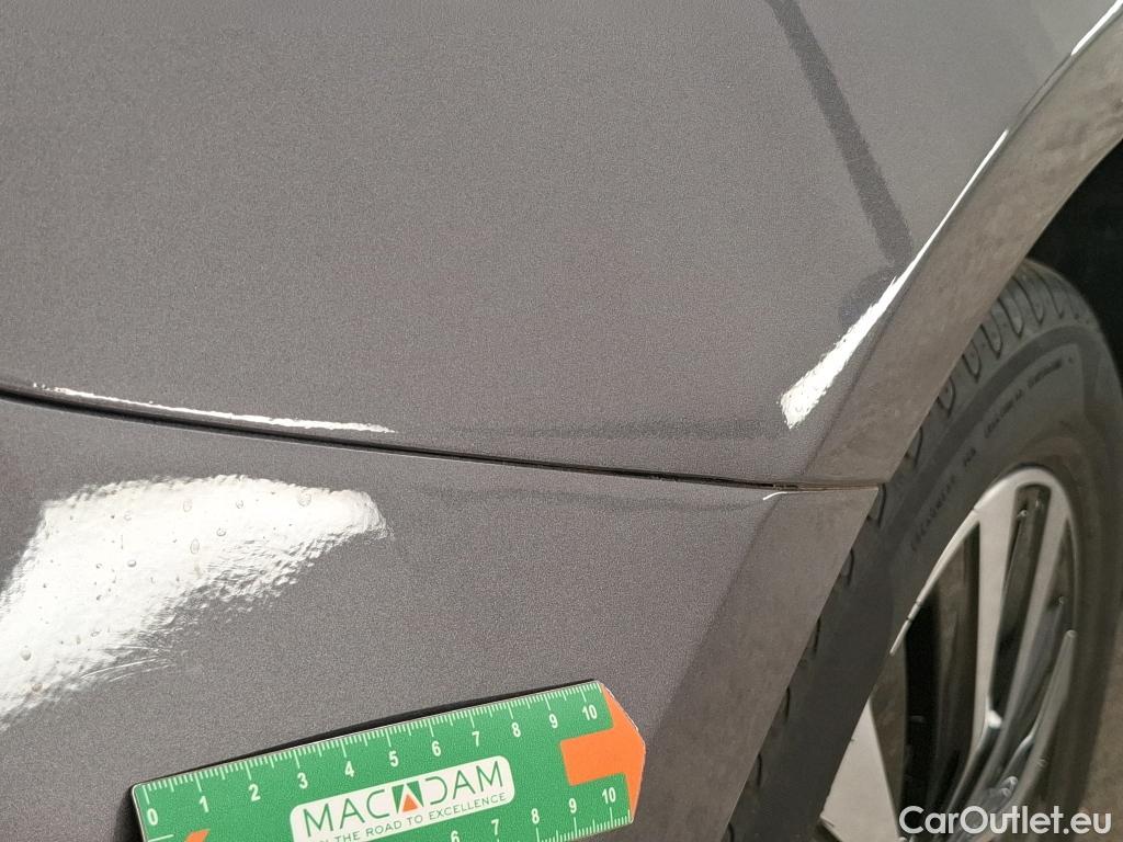  Mercedes  A-Klasse MERCEDES-BENZ Classe A Compact  2018  5P  Berline A 250 e Business Line 8GDCT #8