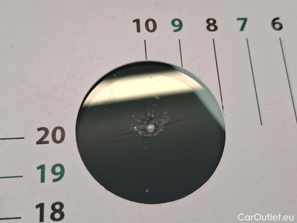  Peugeot  2008 PEUGEOT  2019 5P Crossover BLUEHDI 130 EAT8 ALLURE PACK #20