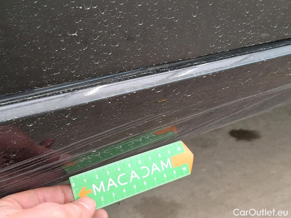  Mercedes  A-Klasse MERCEDES-BENZ Classe A Berline / 2018 / 4P / Berline A 180 Business Line #11