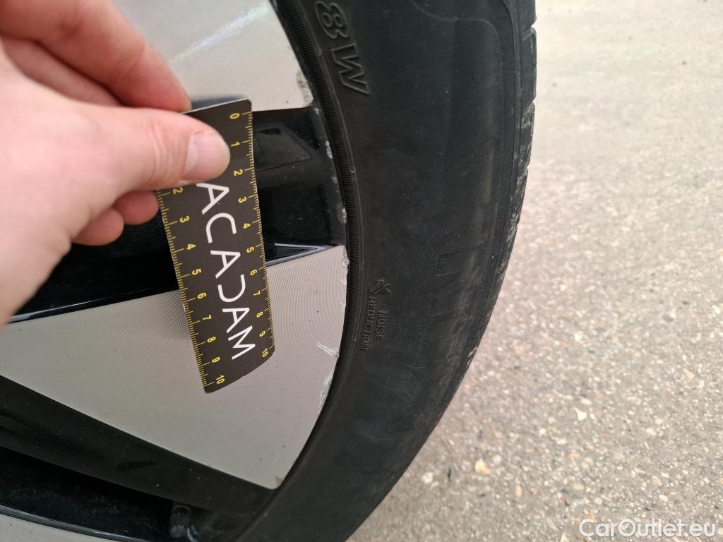  Hyundai   Ioniq Ioniq 6 Creative Electrique 77kWh BVA #18