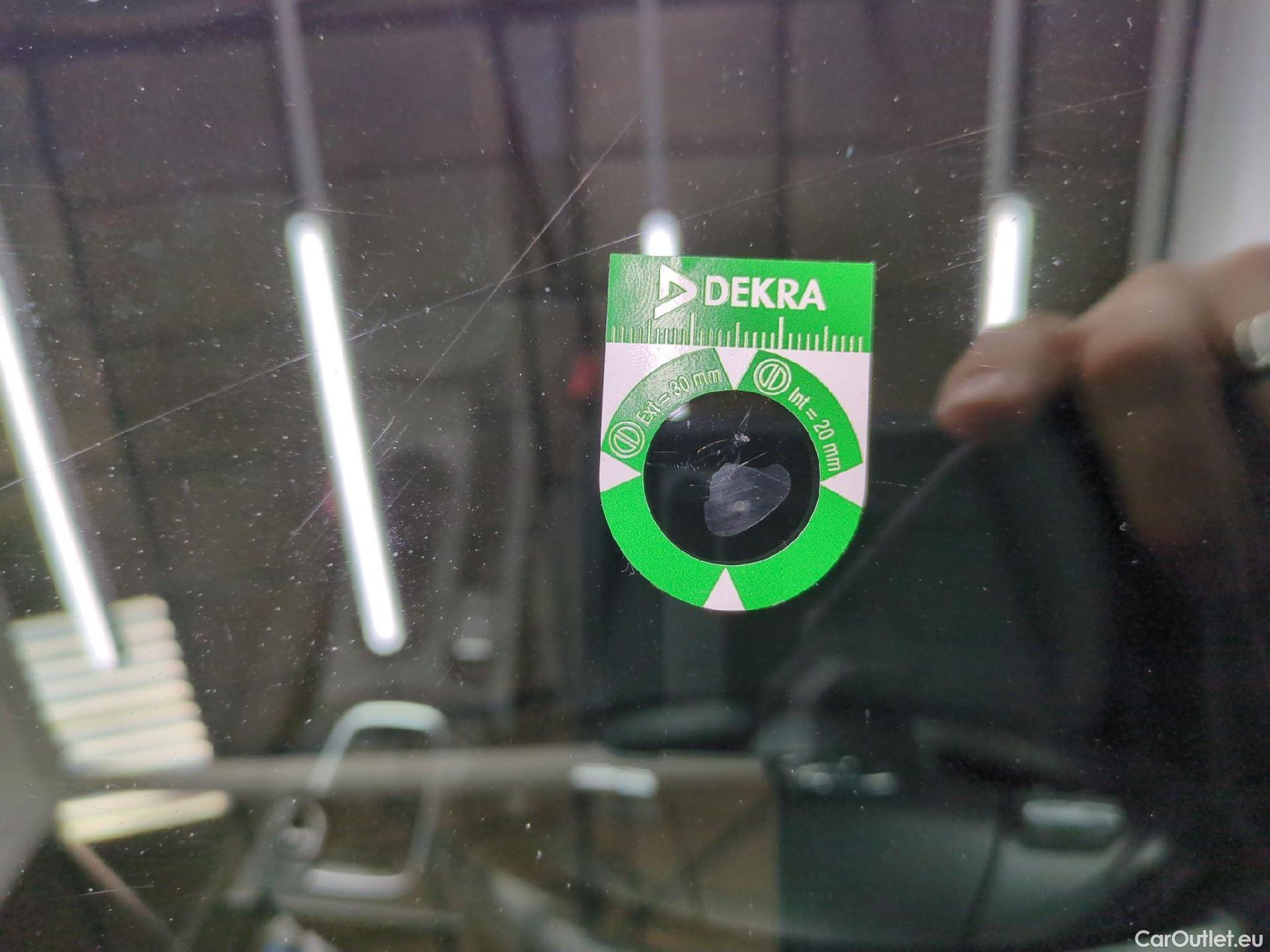  Hyundai  Konna Kona Intuitive Hybrid 2WD 1.6 GDI 140CV BVA6 E6d / Pare-brise HS #9