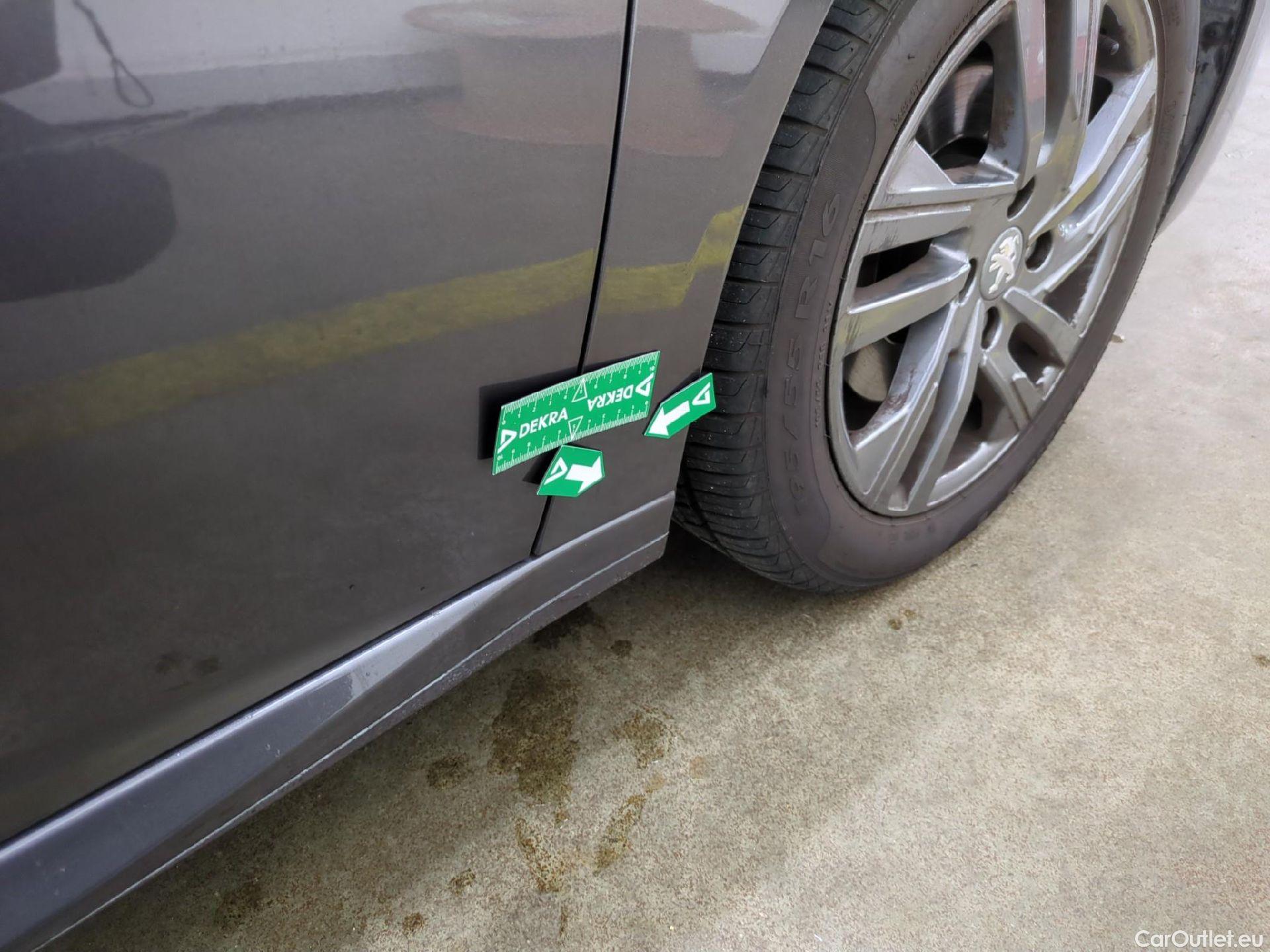  Peugeot  208  Active Pack 1.5 HDi 100CV BVM6 E6d #20