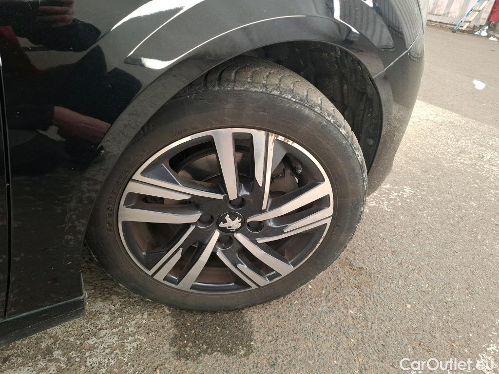  Peugeot  208  Allure Pack 1.5 HDi 100CV BVM6 E6d #16