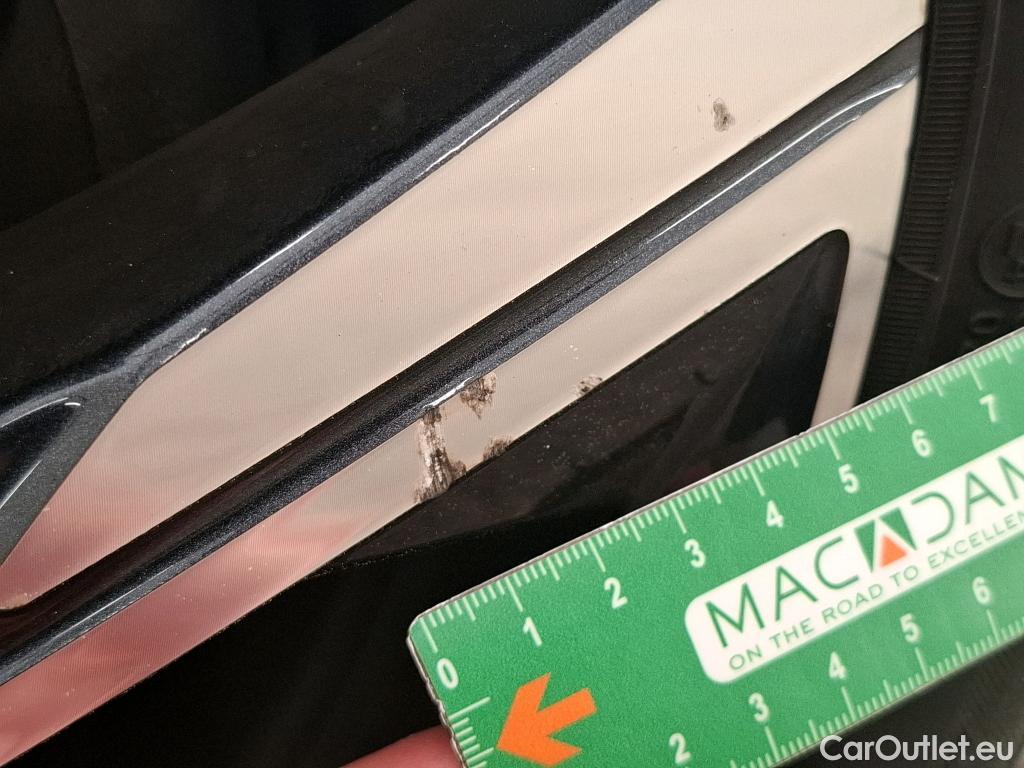  Peugeot  208  Allure Pack 1.5 HDi 100CV BVM6 E6d #20