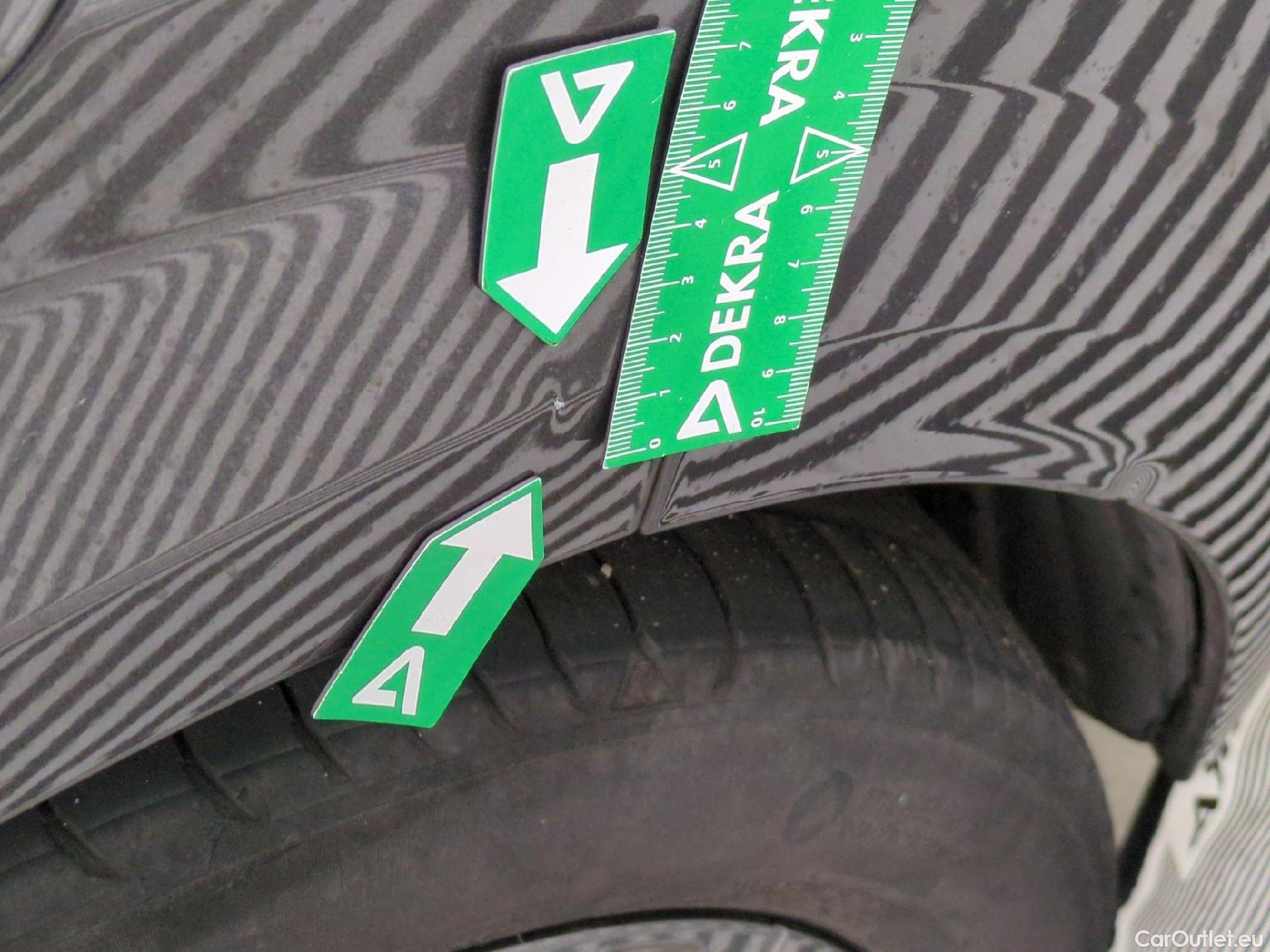  Peugeot  208  Active Pack 1.5 HDi 100CV BVM6 E6d #46