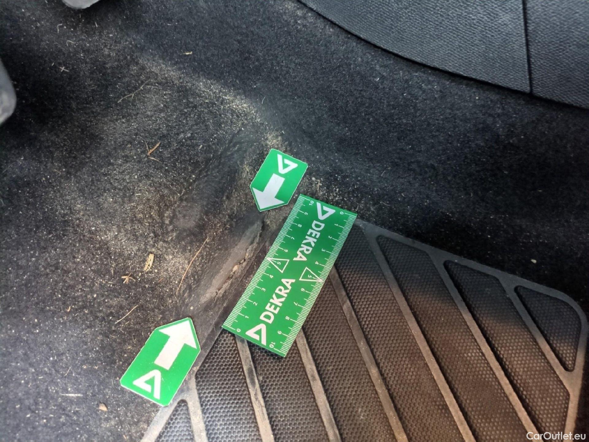  Peugeot  3008  (2016) Puretech 130 S&S EAT8 ACTIVE BUSINESS / GARANTIE CONSTRUCTEUR VOIR PHOTO 2 #4