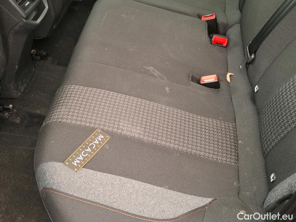  Peugeot  3008  Active Pack 1.5 HDi 130CV BVA8 E6d #15