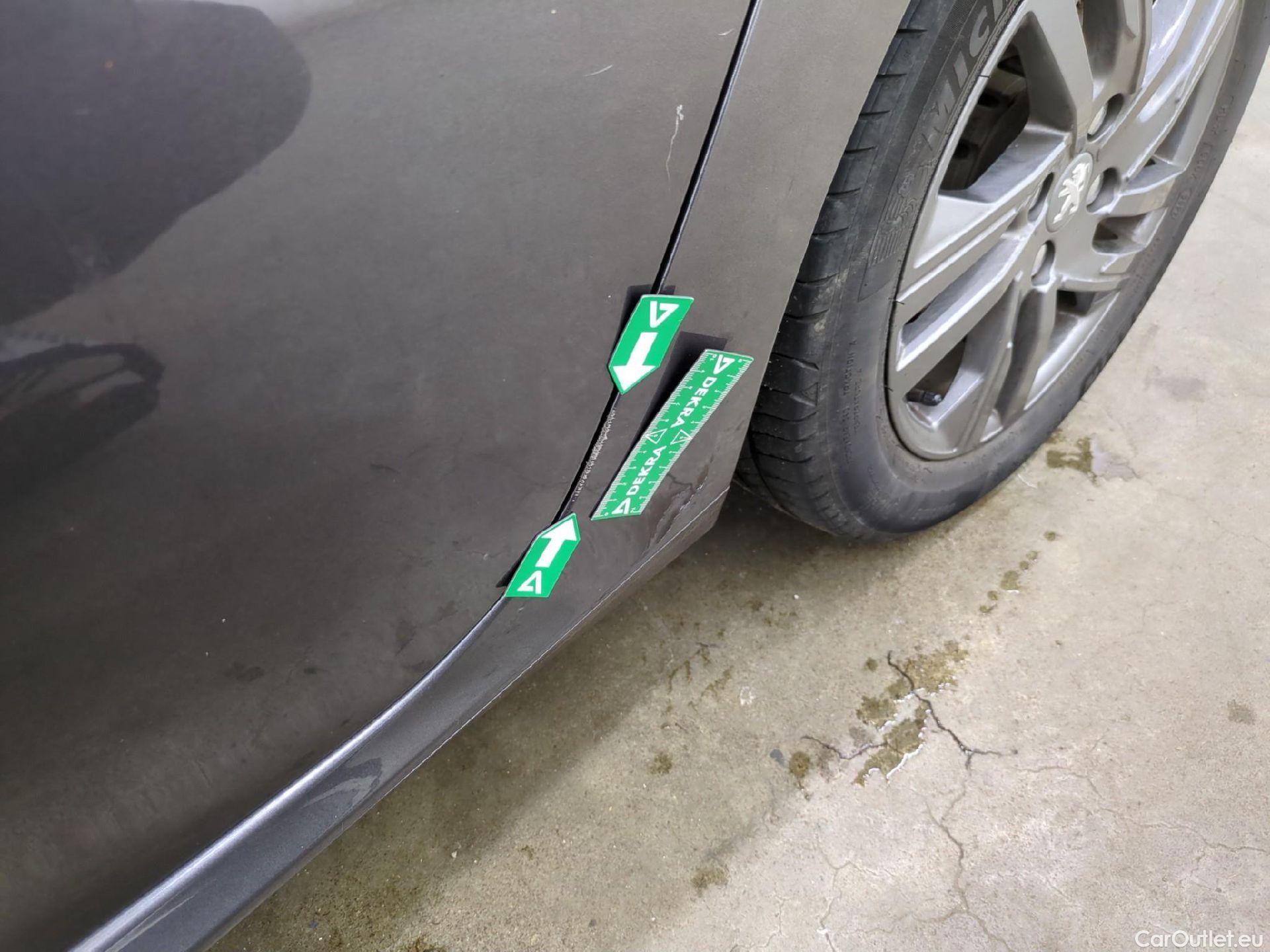  Peugeot  208  Active Pack 1.5 HDi 100CV BVM6 E6d #45