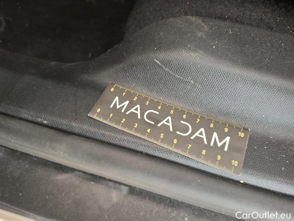  Peugeot  3008  Allure 1.5 HDi 130CV BVA8 E6d #34