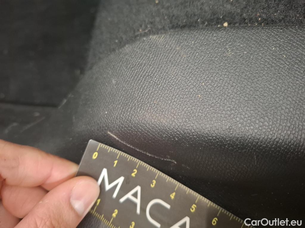  Peugeot  3008  Allure 1.5 HDi 130CV BVA8 E6d #35