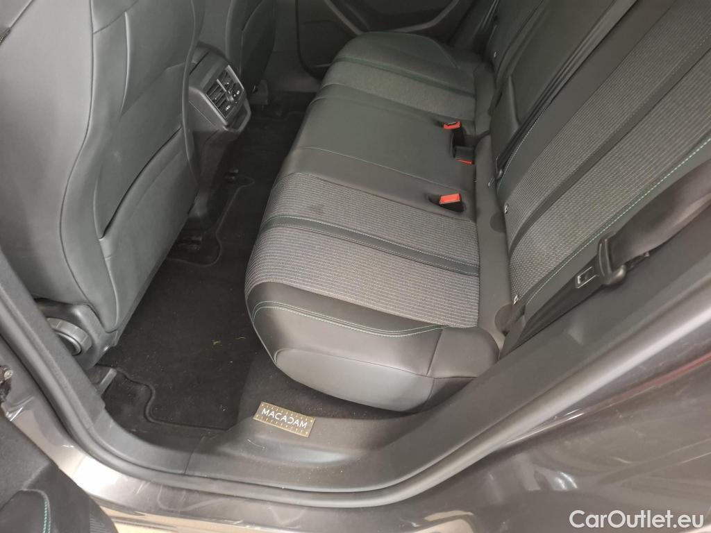  Peugeot  3008  Allure 1.5 HDi 130CV BVA8 E6d #32