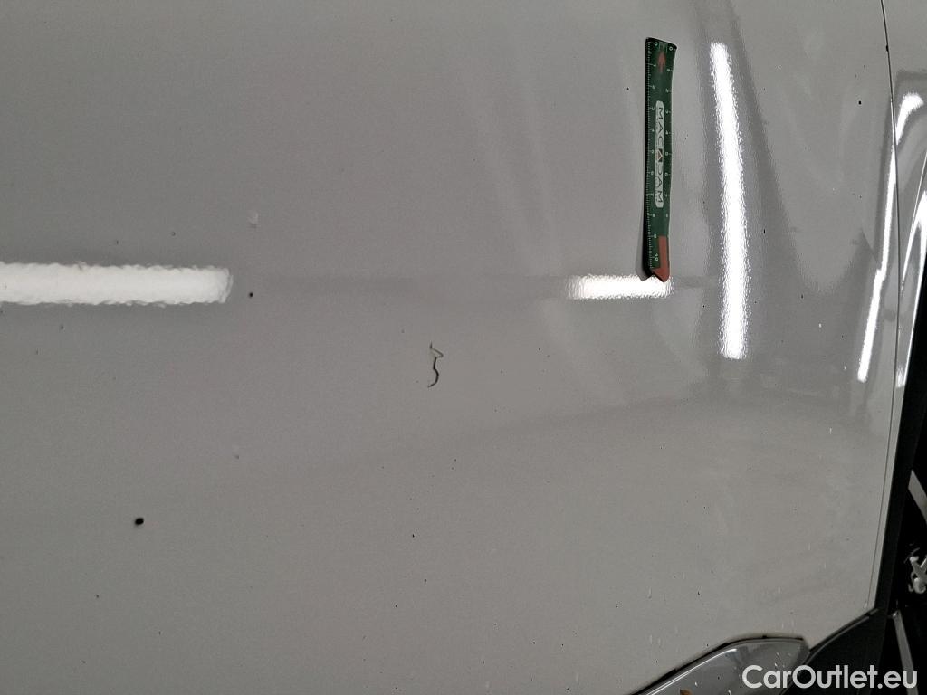  Peugeot  2008 PEUGEOT  / 2019 / 5P / Crossover BLUEHDI 130 S&S EAT8 ALLURE #8