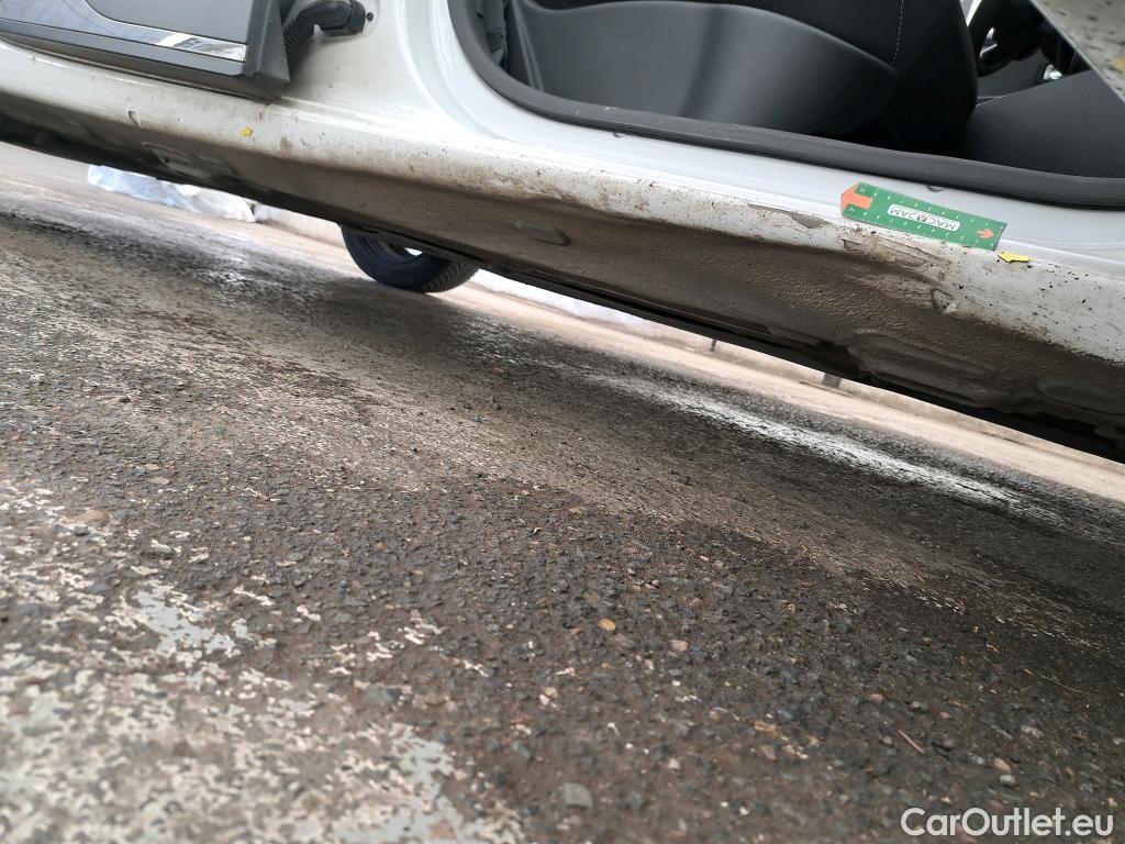  Renault  Clio  IV Business 0.9 TCe 90CV BVM5 E6 #2