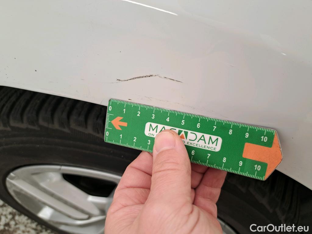  Renault  Clio  IV Business 0.9 TCe 90CV BVM5 E6 #5