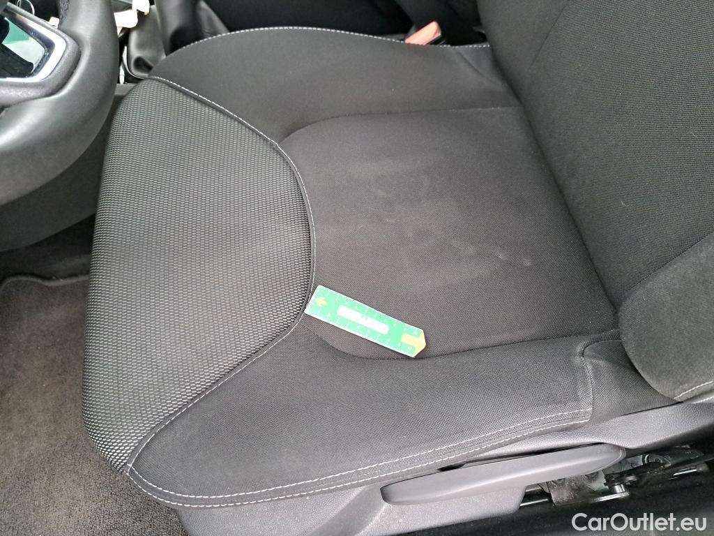  Renault  Clio  IV Business 0.9 TCe 90CV BVM5 E6 #8