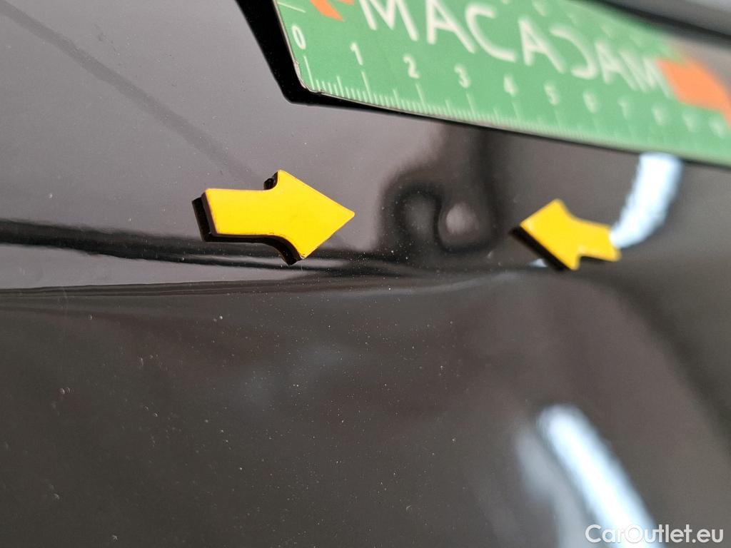  Peugeot  5008  Allure Business 1.5 HDi 130CV BVA8 7 Sieges E6dT #15