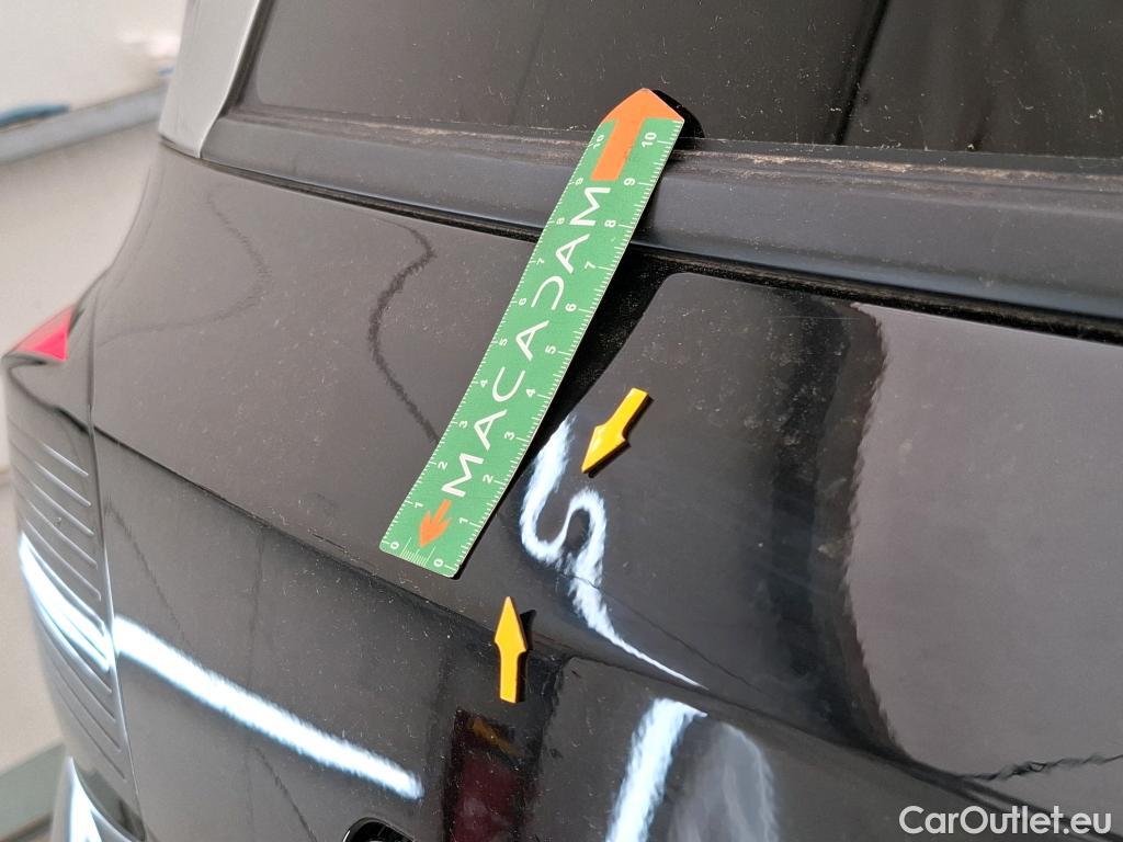  Peugeot  5008  Allure Business 1.5 HDi 130CV BVA8 7 Sieges E6dT #26