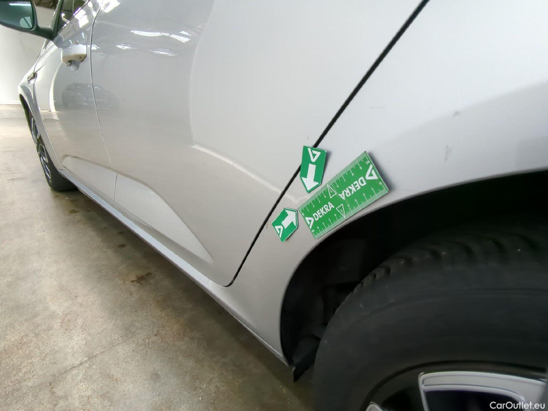  Renault  Megane  IV Berline 5pt. Business 1.5 dCi 115CV BVM6 E6dT #35