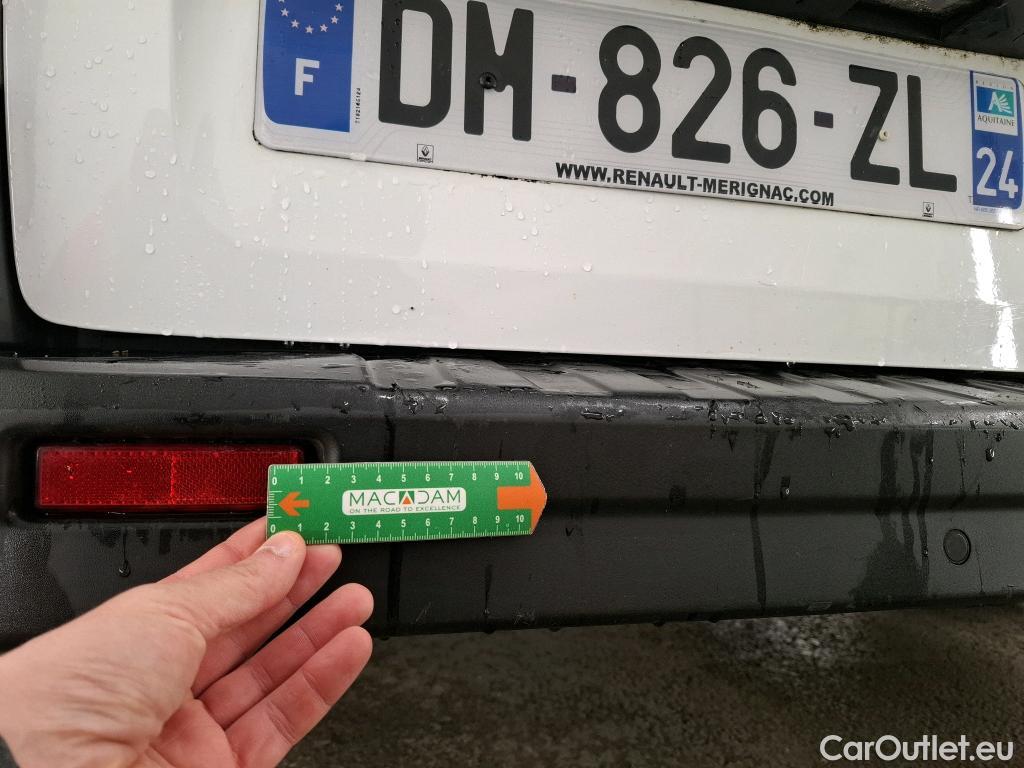  Renault  Trafic  III Combi L1H1 2 8t (8/9 Sièges) Zen 1.6 dCi 120CV BVM6 9 Sieges E5 #5